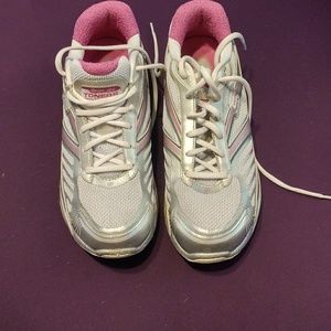 Sketchers "Toners" sneakers